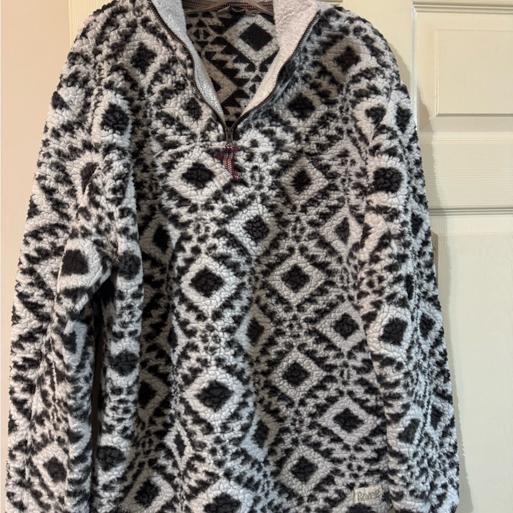 ROYCE Black and Gray Hoodie Sweatshirt with Geometric Design
